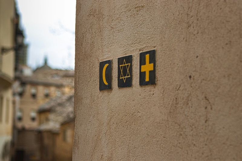 Interreligieux - noah-holm-unsplash
